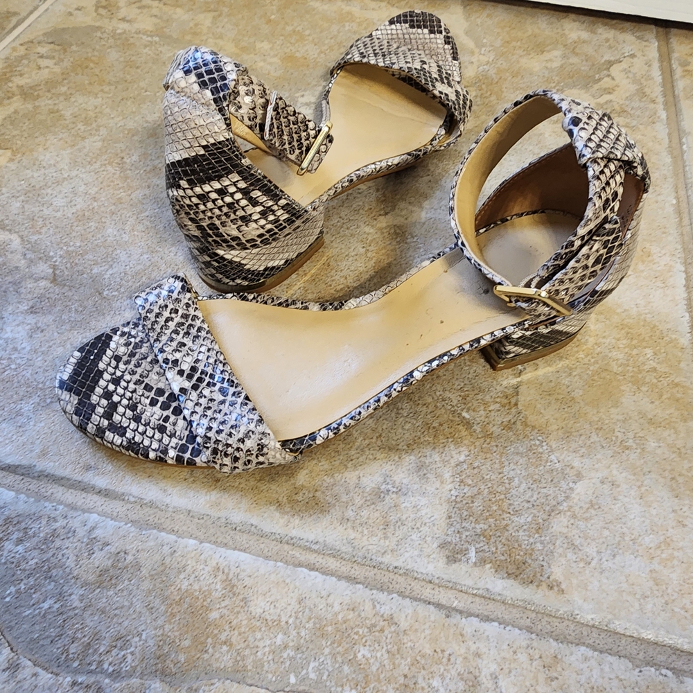 Talbots Black and Cream Snakeskin Heels